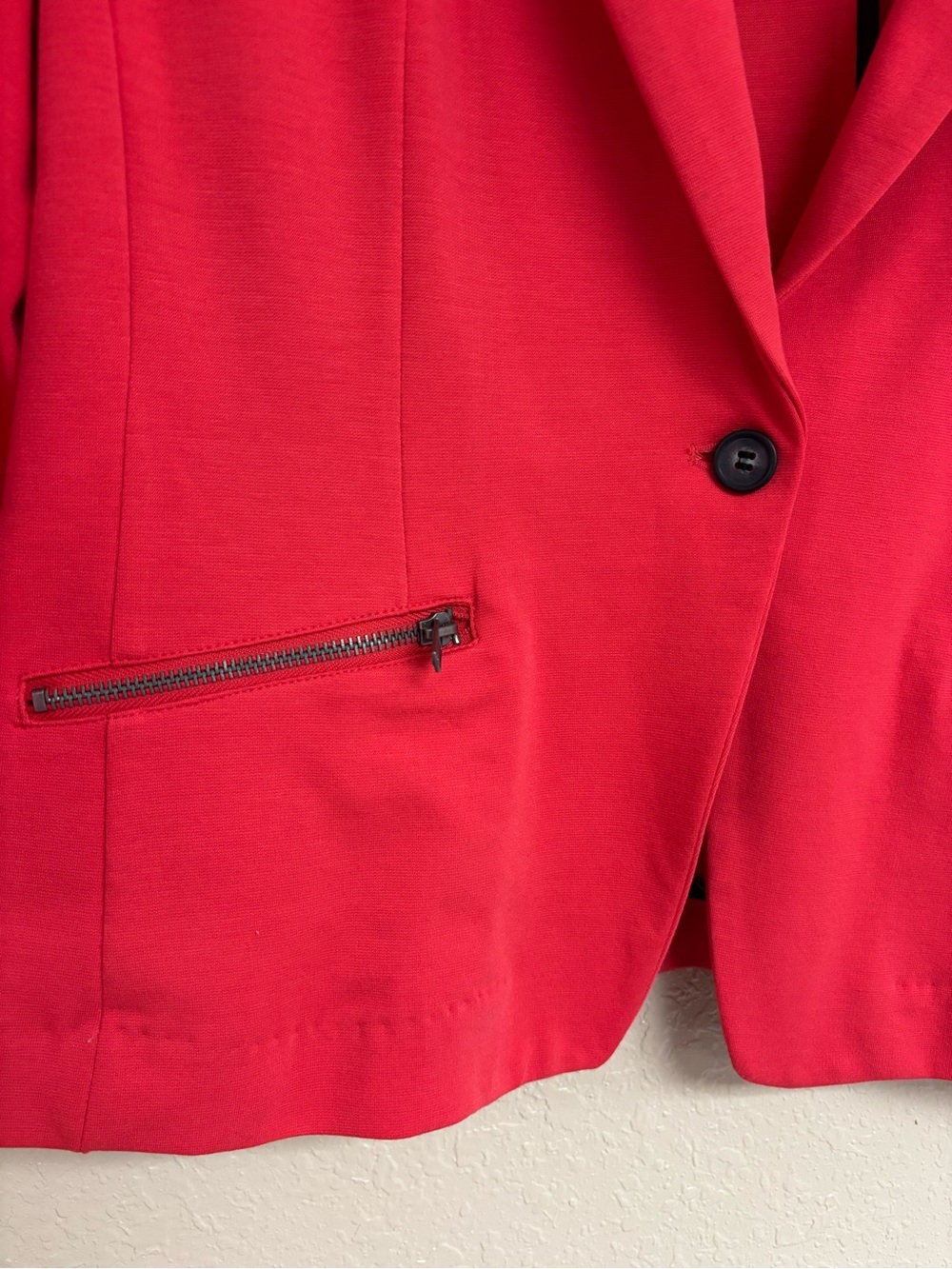 Christian Siriano Bright Red Single-Button Blazer - Picture 7 of 8